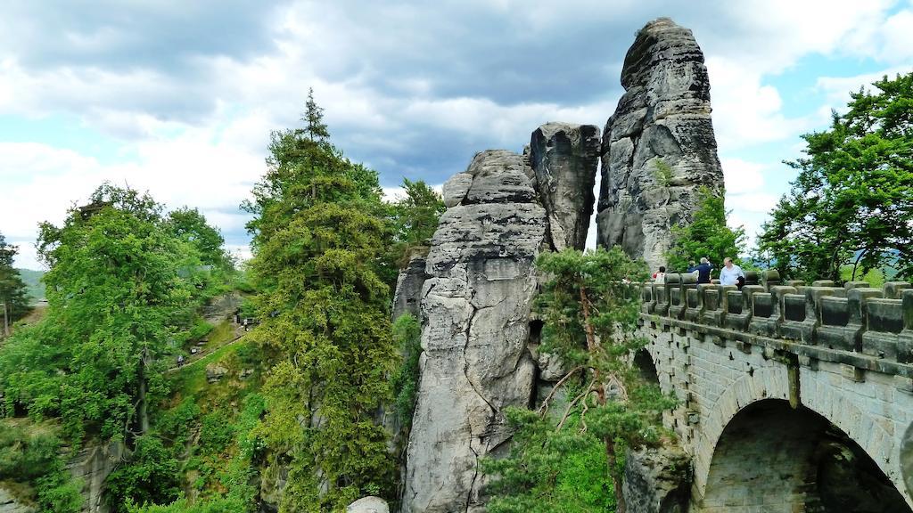 Mb Hotel Weisser Hirsch Хонщайн Екстериор снимка