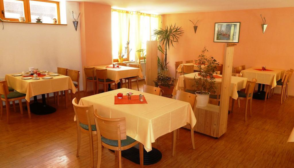 Mb Hotel Weisser Hirsch Хонщайн Екстериор снимка